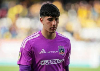 Respaldan a Gabriel Maureira en el arco de Colo-Colo tras la dura caída ante Coquimbo Unido