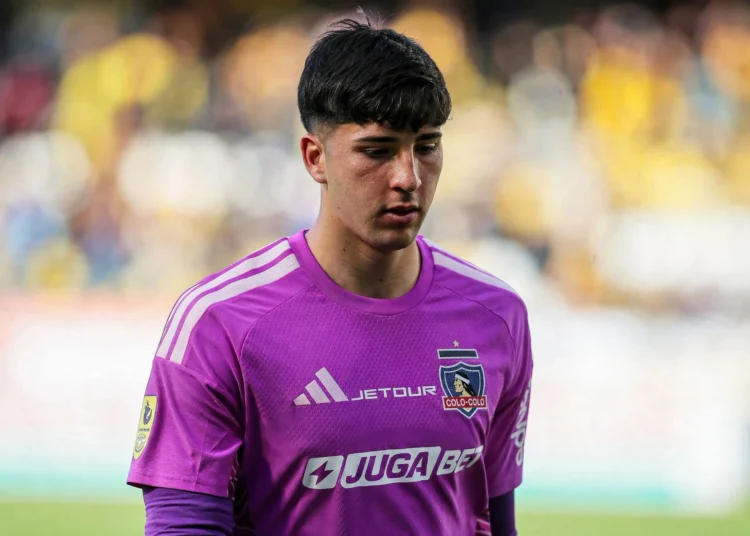 Respaldan a Gabriel Maureira en el arco de Colo-Colo tras la dura caída ante Coquimbo Unido