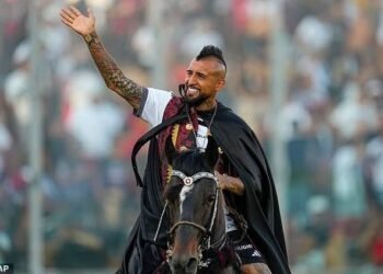El mensaje de Arturo Vidal a la dirigencia: Entre el sueño continental para 2027 y las dudas sobre su continuidad