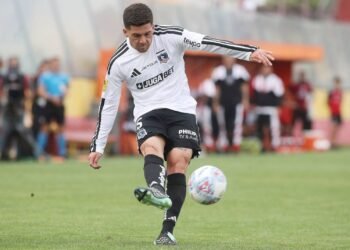 En Colo Colo intentan explicar el bajón de 4 partidos sin ganar